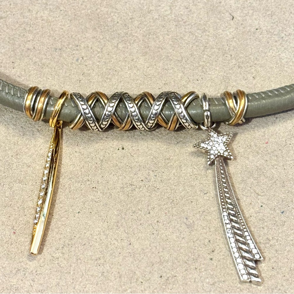 🆕 Brighton Contempo Ice Amulet in gold with clear crystals Retired NWOT - Picture 6 of 6